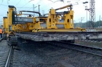 Укладка нового стрелочного перевода блоками - Строительство и ремонт железнодорожных путей от компании Магистраль, Екатеринбург